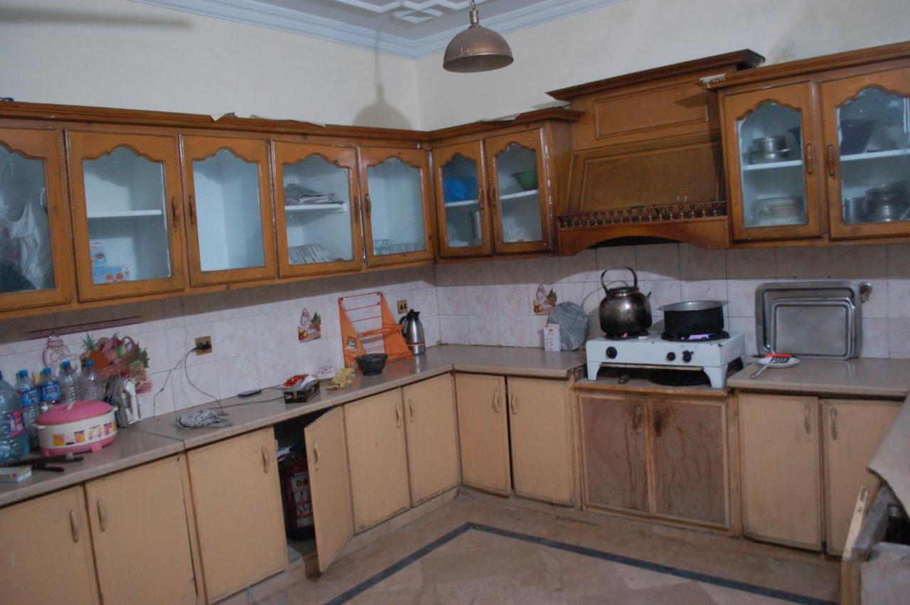 Khyber Inn İslamabad Dış mekan fotoğraf