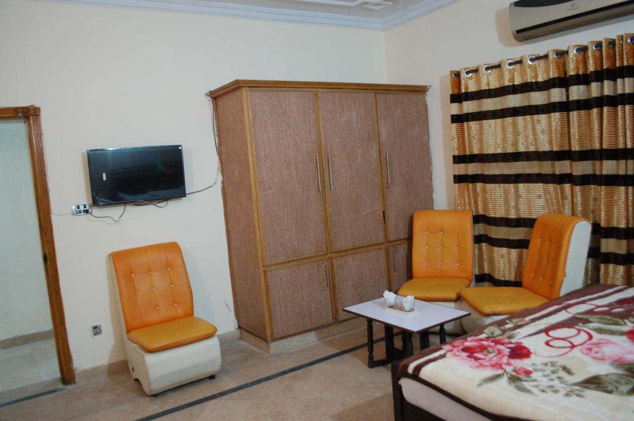 Khyber Inn İslamabad Dış mekan fotoğraf
