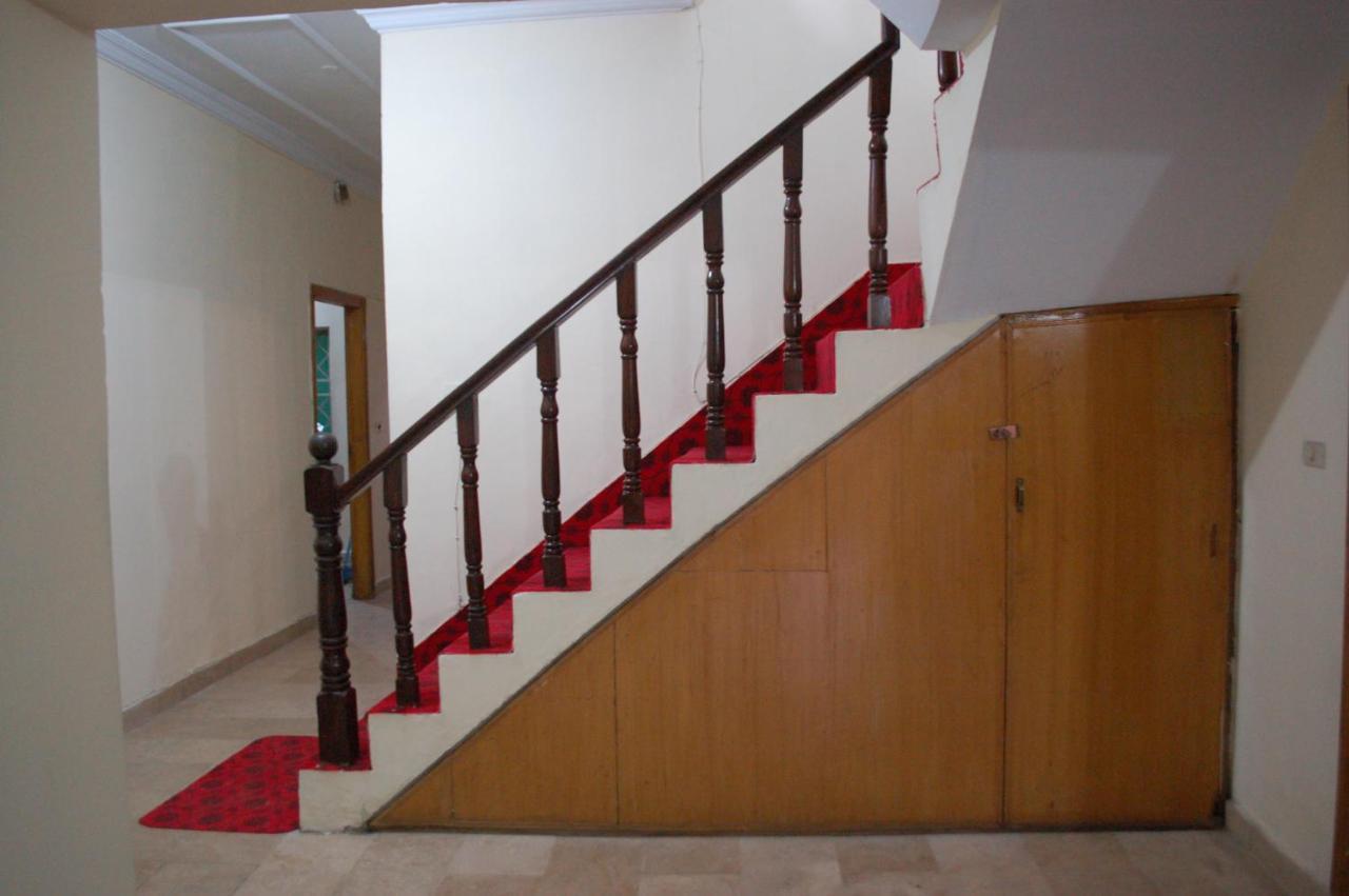 Khyber Inn İslamabad Dış mekan fotoğraf