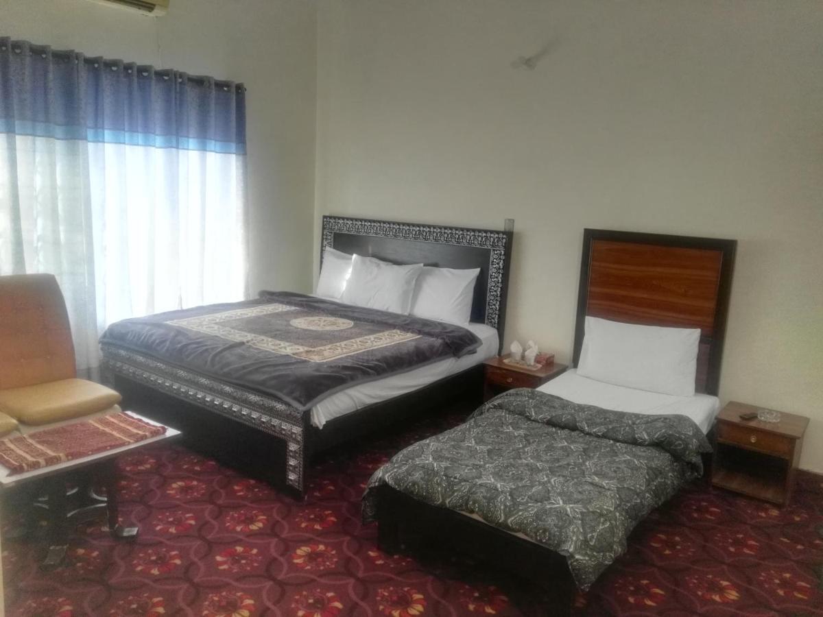 Khyber Inn İslamabad Dış mekan fotoğraf