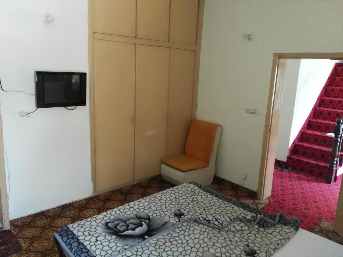 Khyber Inn İslamabad Dış mekan fotoğraf